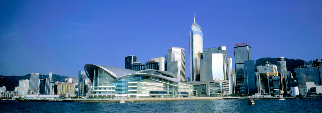 Hong Kong Convention and Exhibition Centre (Management) Limited (HML) is the professional private management and operating company responsible for providing day to day management for the Centre. Hong Kong Convention and Exhibition Centre (Management) Limited (HML) is the professional private management and operating company responsible for providing day to day management for the Centre.