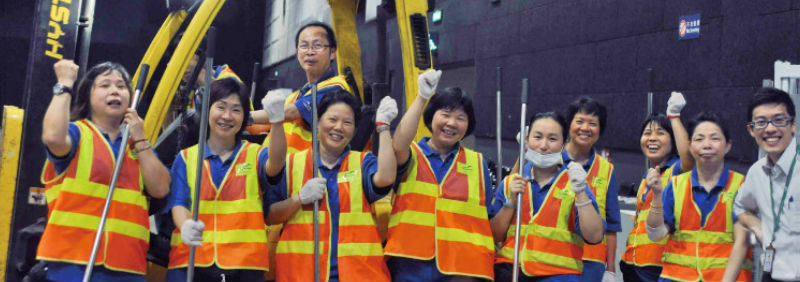 The in-house housekeeping team of Hong Kong Convention and Exhibition Centre (Management) Limited ensures that all the venues at HKCEC are kept clean at all times